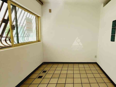 Quitinete com 1 quarto para alugar no bairro Asa Norte, 26m²