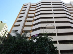 Apartamento em Centro, Londrina/PR de 10m² 4 quartos à venda por R$ 689.000,00