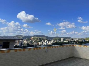 Casa à venda no bairro Santa Cecília - Juiz de Fora/MG