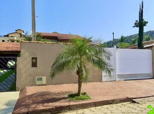 Casa à venda no bairro Toninhas - Ubatuba/SP