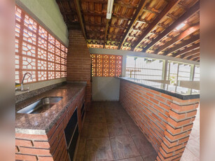 Casa Aconchegante no Cafezal - Londrina com Quintal