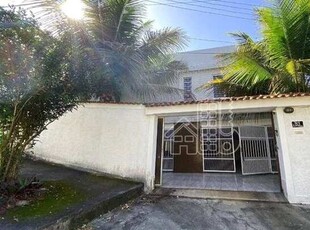 Casa com 6 quartos 3 suítes - Churrasqueira e Piscina - Vaga 4 quartos para alugar, 200 m