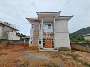 Casa em Albuquerque, Teresópolis/RJ de 130m² 4 quartos à venda por R$ 1.349.000,00