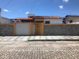 Casa em Nossa Senhora de Nazaré, Natal/RN de 226m² 3 quartos para locação R$ 2.500,00/mes