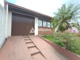 Casa em Oficinas, Ponta Grossa/PR de 200m² 3 quartos à venda por R$ 599.000,00