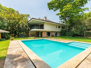 Casa em Vila Santo Antônio, Cotia/SP de 721m² 6 quartos à venda por R$ 5.399.000,00