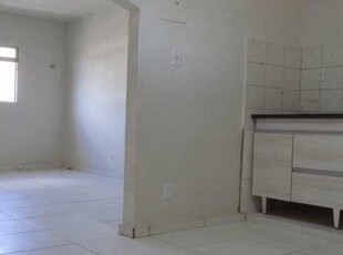 Casa para locação na Av. Antonio Carlos Costa, com 1 quarto, sala, cozinha, banheiro, área