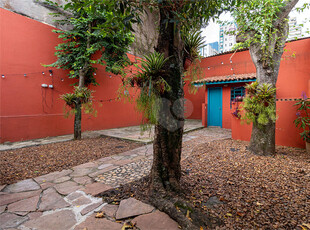 Casa térrea com 2 quartos à venda ou para alugar em Cerqueira Cesar - SP