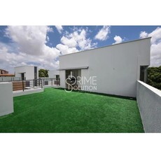 Casa Triplex no Recanto dos Vinhais - 199m² - Rooftop com área de lazer