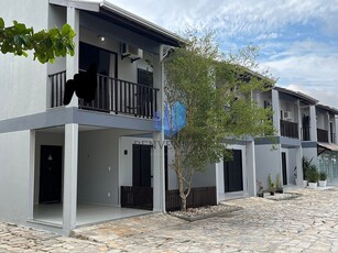 Sobrado em , Bombinhas/SC de 99m² 3 quartos à venda por R$ 699.000,00