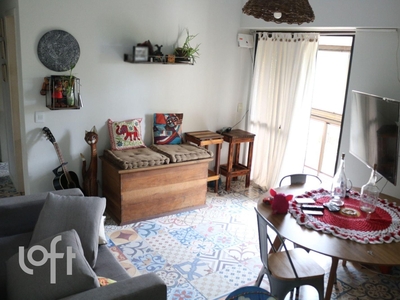 Apartamento à venda em Recreio dos Bandeirantes com 71 m², 2 quartos, 1 suíte, 1 vaga