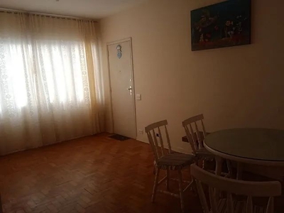 Apartamento 2 dormitórios - meia quadra da praia - 2 banheiros - Aparecida