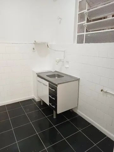 Apartamento para alugar 1 quarto, 62m2 - República, Centro