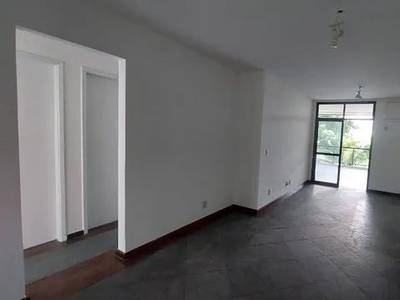 Apartamento para aluguel tem 110 metros quadrados com 2 quartos
