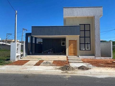 Casa de Condomínio com 3 Quartos à venda, 140m² - Nova Sao Pedro
