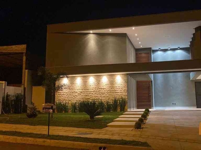 Casa em Condomínio com 4 quartos à venda no bairro Residencial Goiânia Golfe Clube, 226m²