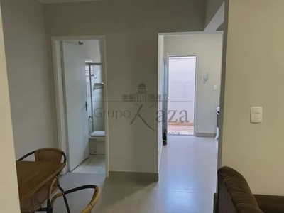 Casa kitnet - Jardim Augusta - 1 Dormitório - 32m²