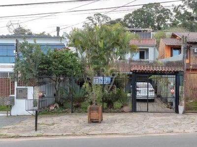 Casa para Venda - 240m², 3 dormitórios, sendo 1 suites, 4 vagas - Ipanema