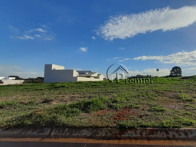 Terreno em Centro, Indaiatuba/SP de 300m² à venda por R$ 408.000,00