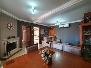 Apartamento à venda por R$ 630.000