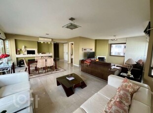Apartamento com 3 quartos à venda na pedro chaves barcelos, 981, bela vista, porto alegre por r$ 1.800.000