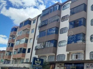 Apartamento para aluguel com 3 quartos em Taguatinga Norte, Taguatinga