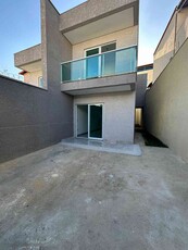 Casa com 3 quartos à venda no bairro Cândida Ferreira, 120m²