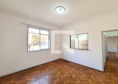 APARTAMENTO no 4º andar com 1 dormitório