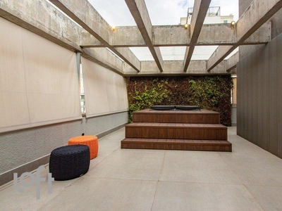 Apartamento à venda em Itaim Bibi com 202 m², 3 quartos, 3 suítes, 3 vagas