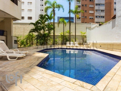 Apartamento à venda em Pinheiros com 155 m², 4 quartos, 1 suíte, 2 vagas