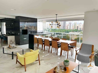 Apartamento com 3 quartos à venda no bairro Jardim América, 178m²