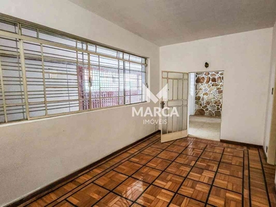Casa com 4 quartos para alugar no bairro Nova Granada, 150m²