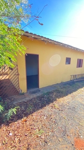 Casa em São Damião, Votuporanga/SP de 30m² 2 quartos para locação R$ 600,00/mes