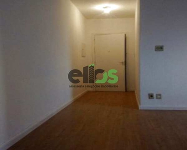 Apartamento REFORMADO c/ 02 dormitórios e sala ampla, (sem garagem) 63m² para locação por