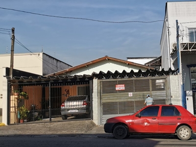 Casa térrea com edícula próximo metrô e shopping campo limpo