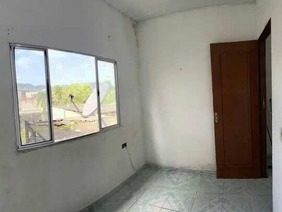 Casa pequena para um casal ou solteiro 550 já incluso água e luz