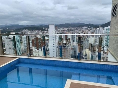 Cobertura triplex com 3 suítes edifício ville del acqua no centro de balneário camboriú