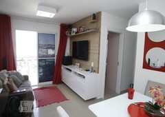 APARTAMENTO no 8º andar com 2 dormitórios e 1 garagem