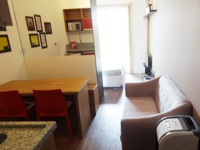 Apartamento para aluguel e venda tem 38 metros quadrados com 1 quarto em Granja Viana - Co