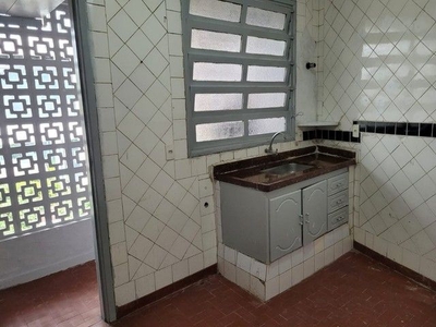 Apartamento para aluguel tem 80 metros quadrados com 2 quartos em Encruzilhada - Santos -
