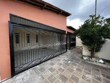 Casa à venda no bairro Jardim Tavares em Campina Grande