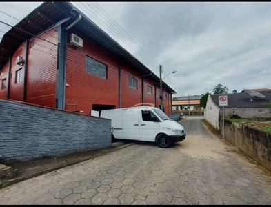 Galpão no Bairro Salto Norte em Blumenau com 500 m²