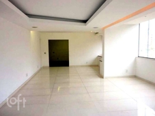 Apartamento à venda em Serra com 220 m², 4 quartos, 1 suíte, 2 vagas