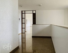 Apartamento à venda em Carmo com 230 m², 4 quartos, 1 suíte, 3 vagas