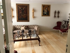 Apartamento à venda em Lourdes com 145 m², 4 quartos, 1 suíte, 2 vagas