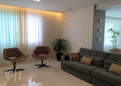 Apartamento à venda em Santa Lúcia com 183 m², 4 quartos, 2 suítes, 4 vagas