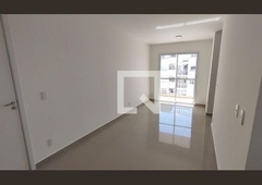 APARTAMENTO no 7º andar com 3 dormitórios e 1 garagem