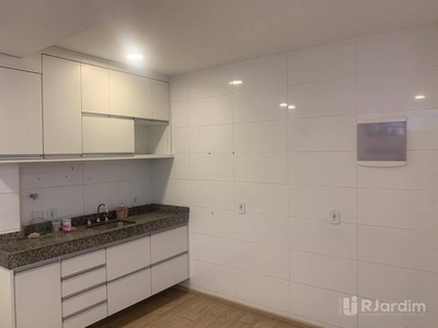 Apartamento em Copacabana, Rio de Janeiro/RJ de 68m² 2 quartos para locação R$ 4.000,00/mes