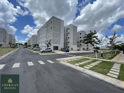 Apartamento em Residencial Itamaracá, Goiânia/GO de 51m² 2 quartos para locação R$ 1.100,00/mes