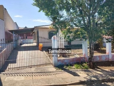 Casa com 3 dormitórios para alugar, 135 m² por r$ 1.780,00/mês - uvaranas - ponta grossa/pr